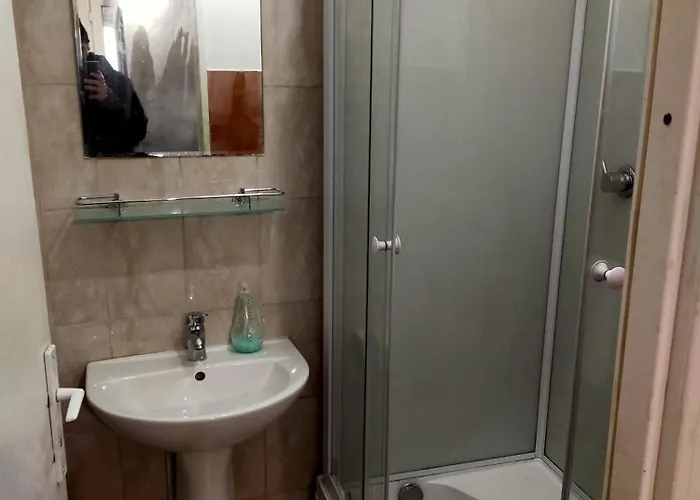 Casa Elena De Inchiriat Pensiune