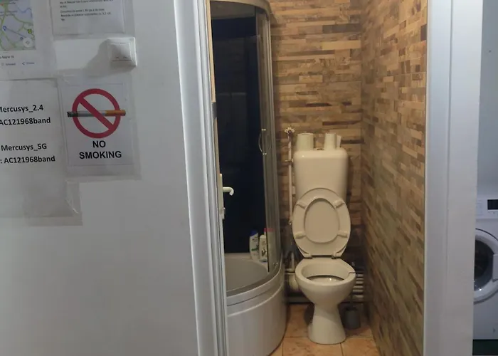 Casa Elena De Inchiriat