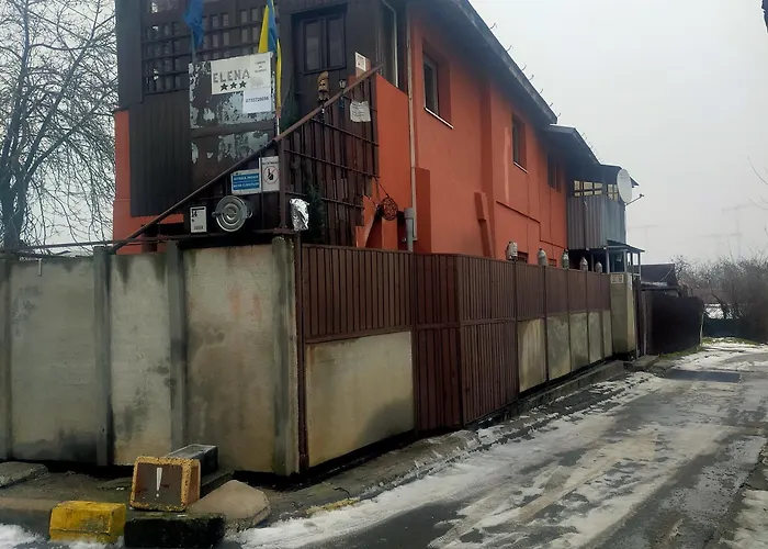 Elena Konukevi Bükreş