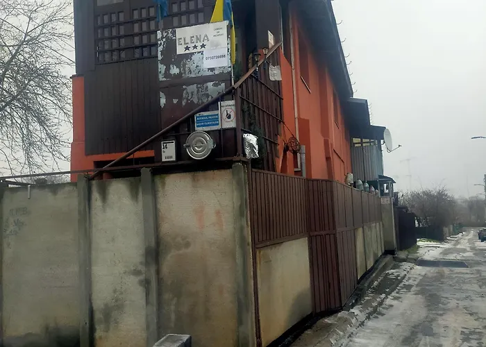 Elena De Inchiriat 게스트하우스 부쿠레슈티